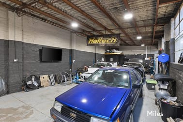 Click to view all images 4/33 Korong Road Heidelberg West VIC 3081 - Image 3