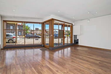 Click to view all images 65 High Street Kyneton VIC 3444 - Image 2