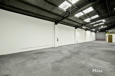 Click to view all images 2/24 Culverlands Street Heidelberg West VIC 3081 - Image 3