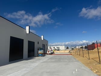 5/7 Global Road Neerabup WA 6031 - Image 1