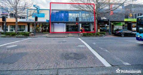 Click to view all images 138-140 Mann Street Gosford NSW 2250 - Image 1