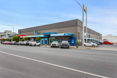 Click to view all images 214 Bolsover Street Rockhampton City QLD 4700 - Image 1