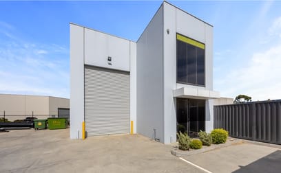 Click to view all images 8/20 Grandlee Drive Wendouree VIC 3355 - Image 1