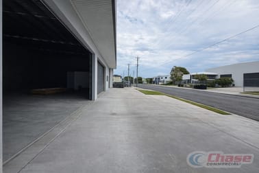 16 Gibbs Street Wynnum QLD 4178 - Image 3