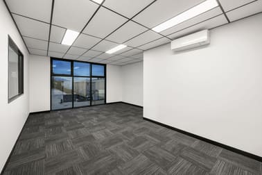 9/4 Peacock Road Tyabb VIC 3913 - Image 2