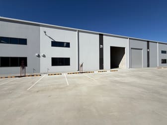 Click to view all images 29/100 Prinsep Road Jandakot WA 6164 - Image 2