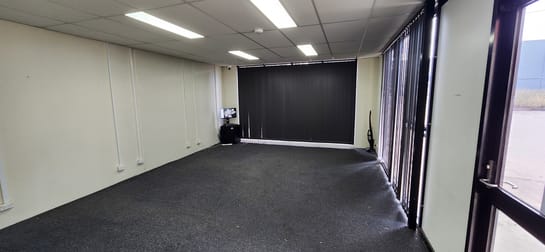 1/1-3 Nathan Drive Campbellfield VIC 3061 - Image 2