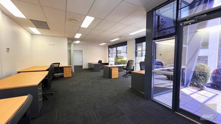 8A/58 Metroplex Avenue Murarrie QLD 4172 - Image 3
