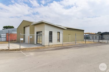 Click to view all images 1 Beedee Court Sebastopol VIC 3356 - Image 2