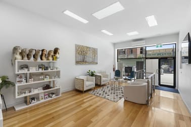 Click to view all images 696 Burke Burke Road Camberwell VIC 3124 - Image 3