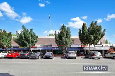 Click to view all images 8/225 Hawken Drive St Lucia QLD 4067 - Image 1