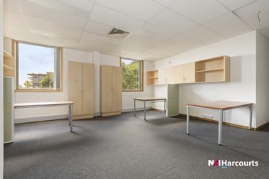 Click to view all images Level 2, 13/6-24 Moorabool Street Geelong VIC 3220 - Image 3