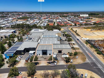 Click to view all images 2/20 Rigali Way Wangara WA 6065 - Image 3