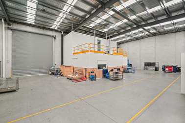 Click to view all images 21-23 Arctic Court Keysborough VIC 3173 - Image 3