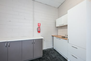 Click to view all images 3/103-105 Evans Street Sunbury VIC 3429 - Image 3