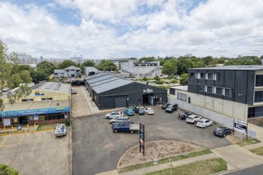 Click to view all images 2-5/18B Goggs Street Toowoomba City QLD 4350 - Image 2