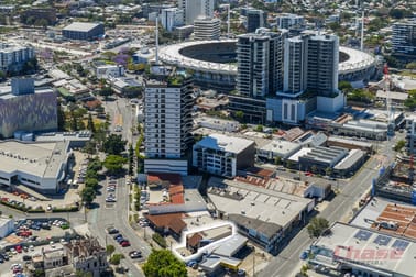 Click to view all images 2/88 Logan Road Woolloongabba QLD 4102 - Image 1