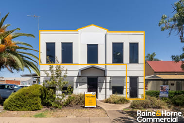 Suite 3/8 Fitzhardinge Street Wagga Wagga NSW 2650 - Image 1