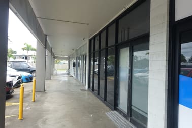 4/2 Ungerer Street North Mackay QLD 4740 - Image 2