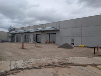 12 Rosebride Place Truganina VIC 3029 - Image 2