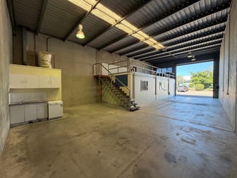 Click to view all images 4/55 Collinsvale Street Rocklea QLD 4106 - Image 2