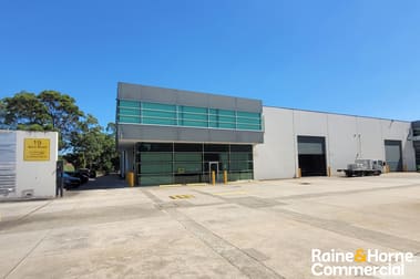 Click to view all images Unit 1/19 Aero Road Ingleburn NSW 2565 - Image 2