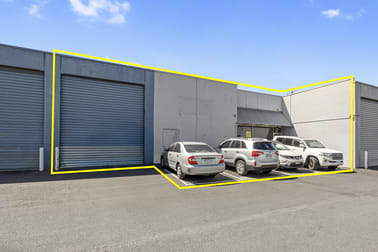 Click to view all images 2/23-35 Bunney Road Oakleigh South VIC 3167 - Image 1