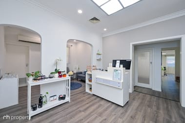 12 Kearns Crescent Ardross WA 6153 - Image 3