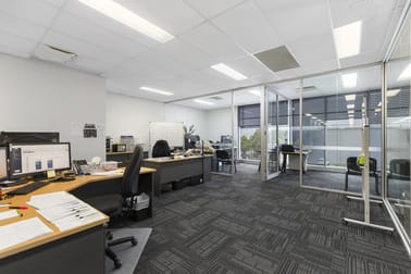 4/368 Earnshaw Road Banyo QLD 4014 - Image 3