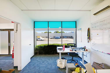 Click to view all images 1/434 Lord Street Mount Lawley WA 6050 - Image 3