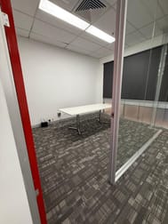 Click to view all images 158/8-34 Gladstone Park Dr Gladstone Park VIC 3043 - Image 3