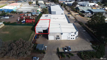 Click to view all images 13 Dickens Place Armadale WA 6112 - Image 2