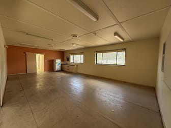 Click to view all images 45a Hammond Street Hamilton VIC 3300 - Image 3