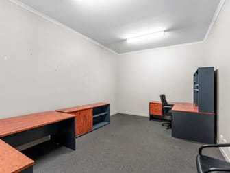 6/11B Gell Street Bacchus Marsh VIC 3340 - Image 2