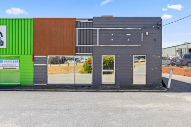 Click to view all images 1/17 Prindiville Drive Wangara WA 6065 - Image 1