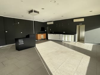 15 Bank St Cobram VIC 3644 - Image 2