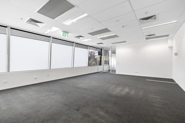 Click to view all images 202/9 Yarra Street South Yarra VIC 3141 - Image 2