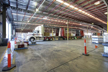 Click to view all images 21 Hoskin Road Berri SA 5343 - Image 2