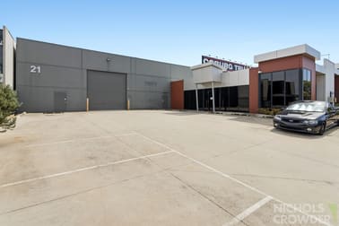 Click to view all images 21 Bate Close Pakenham VIC 3810 - Image 1