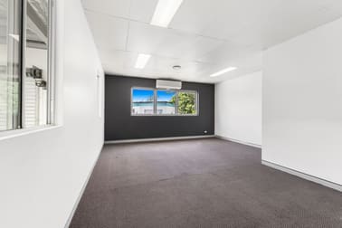 Click to view all images 9/11 Forge Close Sumner QLD 4074 - Image 3