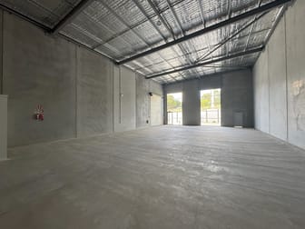 Click to view all images 14/27 Bradwardine Road Robin Hill NSW 2795 - Image 2