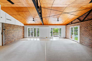 Click to view all images 88A West Burleigh Road Burleigh Heads QLD 4220 - Image 3