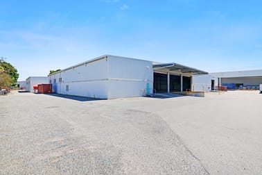 Click to view all images 13D Hazelhurst Street Kewdale WA 6105 - Image 3