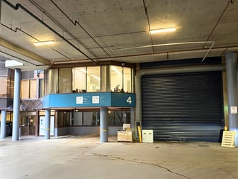 Click to view all images Unit 4/33 Lower Gibbes Street Chatswood NSW 2067 - Image 1