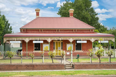 Click to view all images 419 David Street South Albury NSW 2640 - Image 1