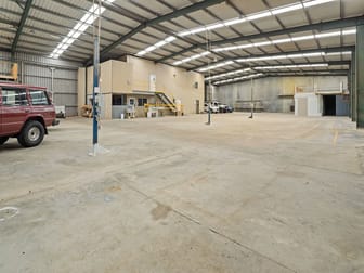 Click to view all images 156 Riverside Place Morningside QLD 4170 - Image 3