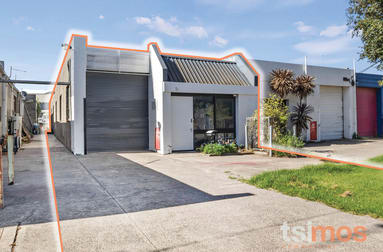Click to view all images 1 Nicholls Court Mordialloc VIC 3195 - Image 1
