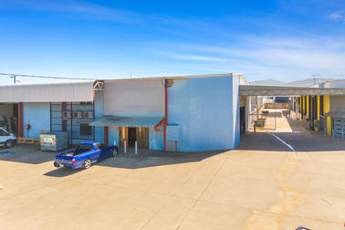 Unit/90-92 Hollingsworth Street Kawana QLD 4701 - Image 3