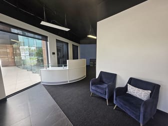 Click to view all images 65 Thomas Drive Chevron Island QLD 4217 - Image 2