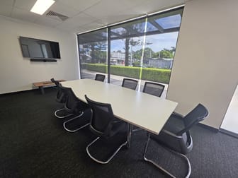 Click to view all images 65 Thomas Drive Chevron Island QLD 4217 - Image 3